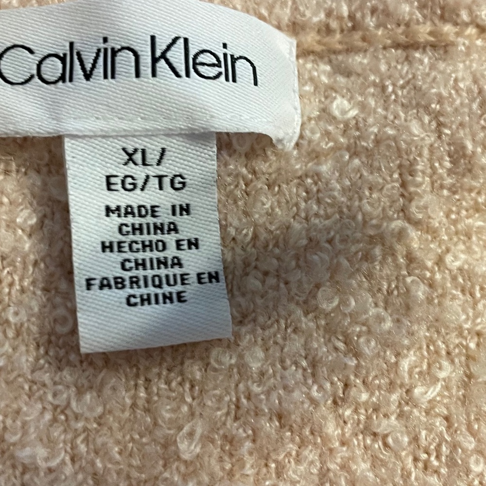 Calvin Klein • Blush Pink Fuzzy Cowl Neck Sweater • XL - Picture 3 of 8